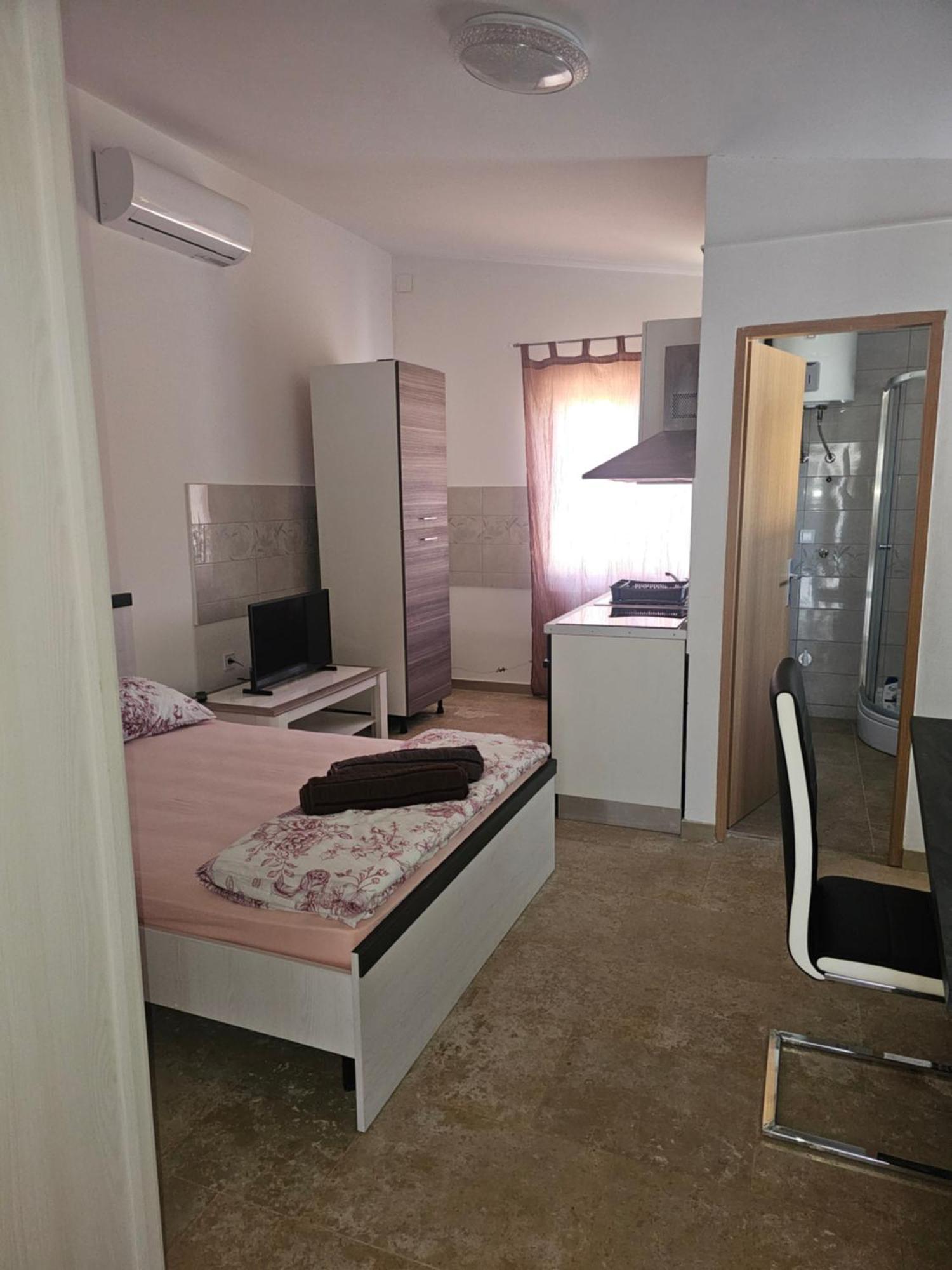 Marko 3 Bedrooms * Pula